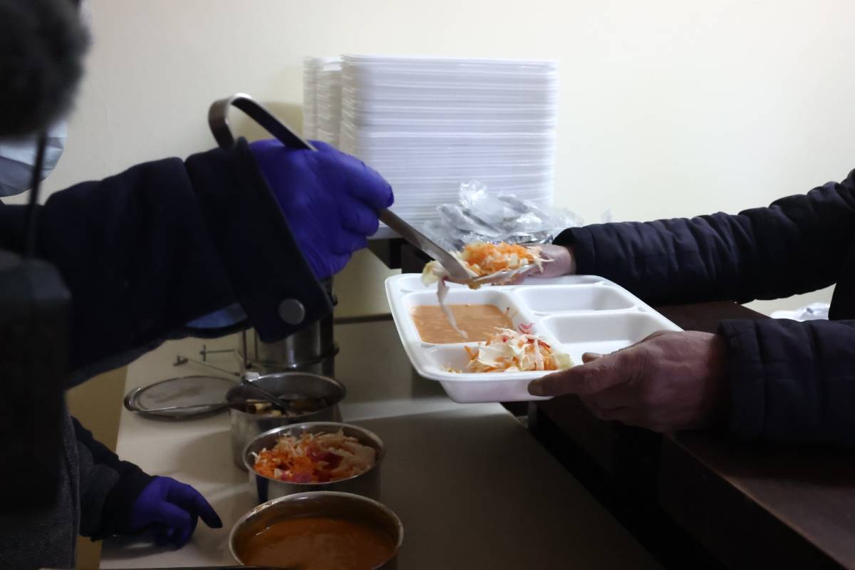 Soğuk havalarda evsizlere BİMEKAN hizmeti