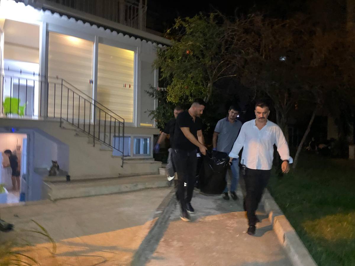 Eski eşini eşarpla boğarak öldürmüştü, cinayeti nasıl işlediğini anlattı